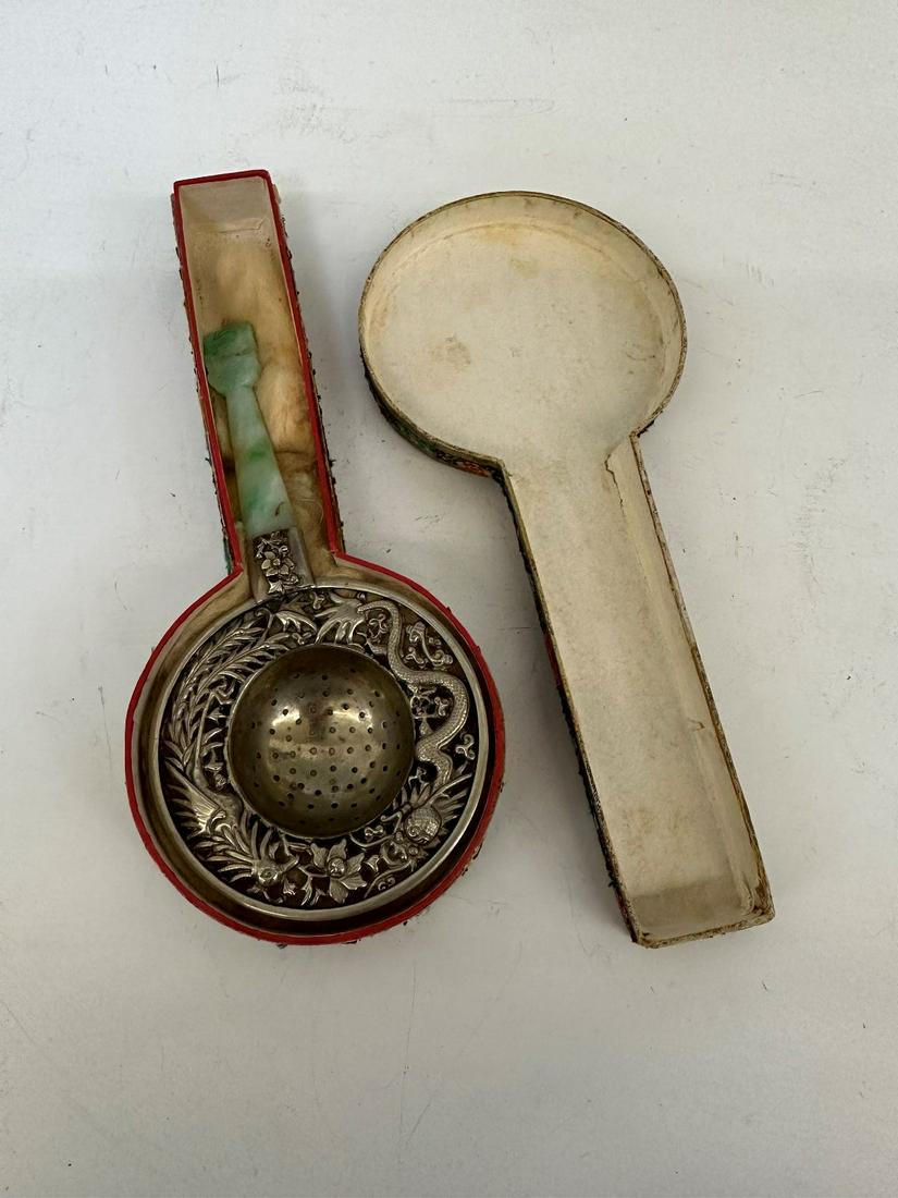 Early Jade and Silver tea Strainer in Box (1 of 3)