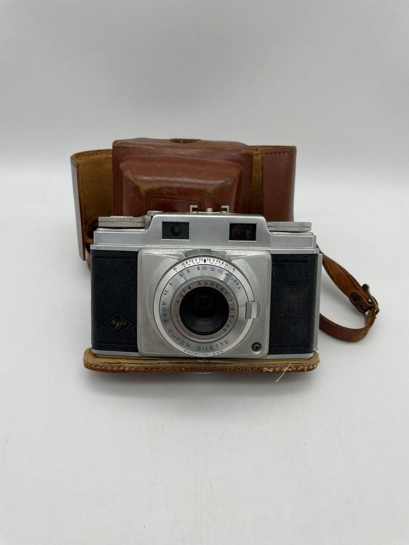 AGFA German 35mm Camera With Case (1 of 5)
