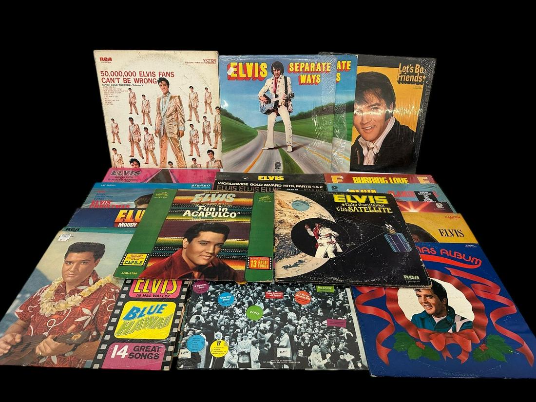 Large Group of Elvis Presley Vinyl Albums (1 of 7)