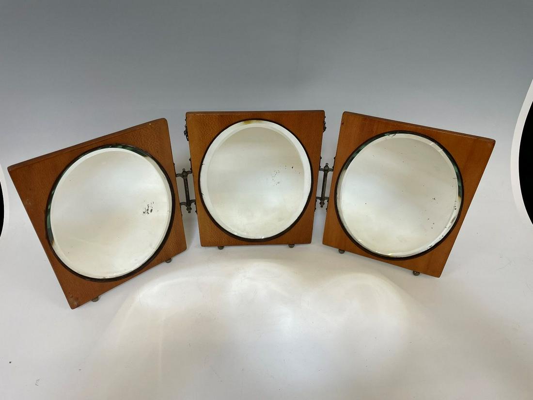 Victorian Triple Folding Shaving Mirror in Tiger Maple (1 of 7)