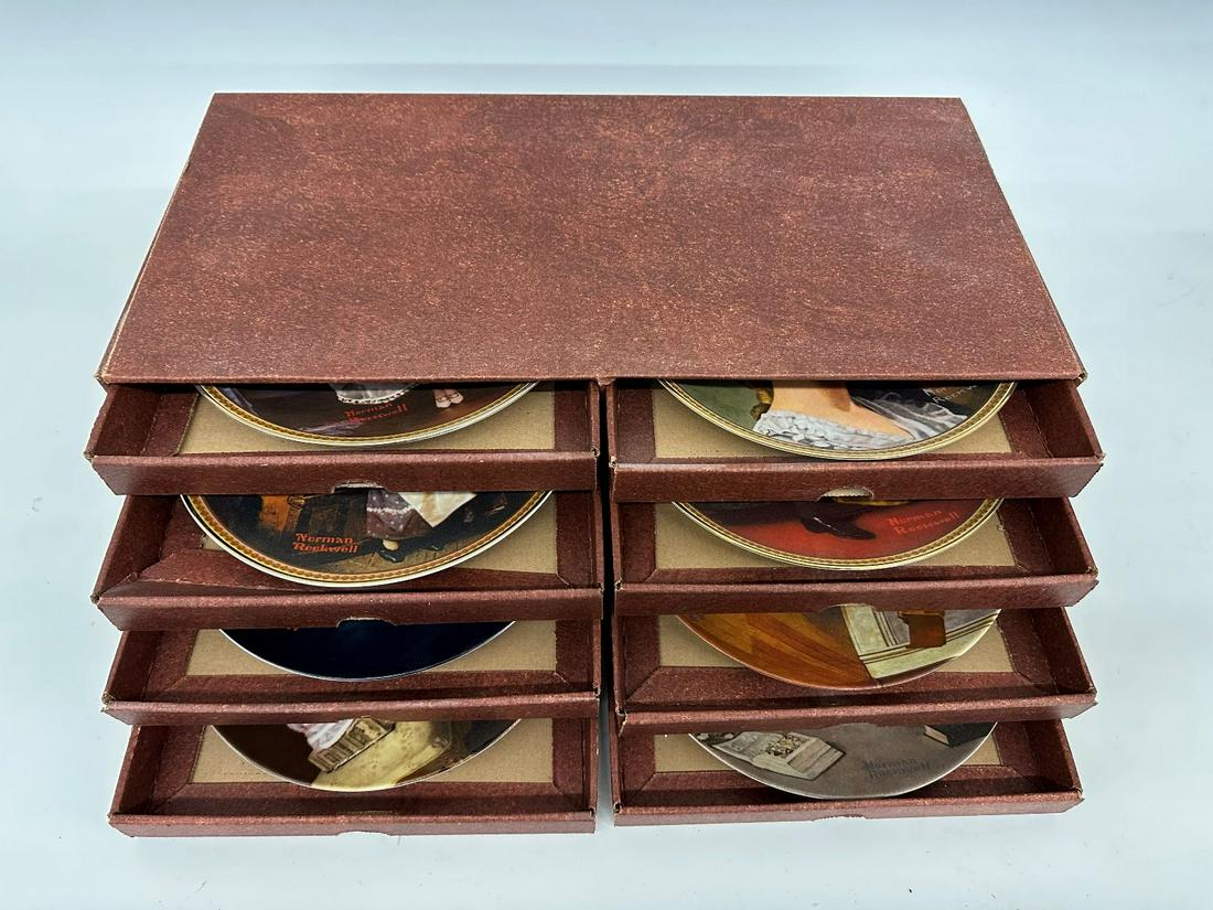 (8) Norman Rockwell Collector Plates in Holder (1 of 5)