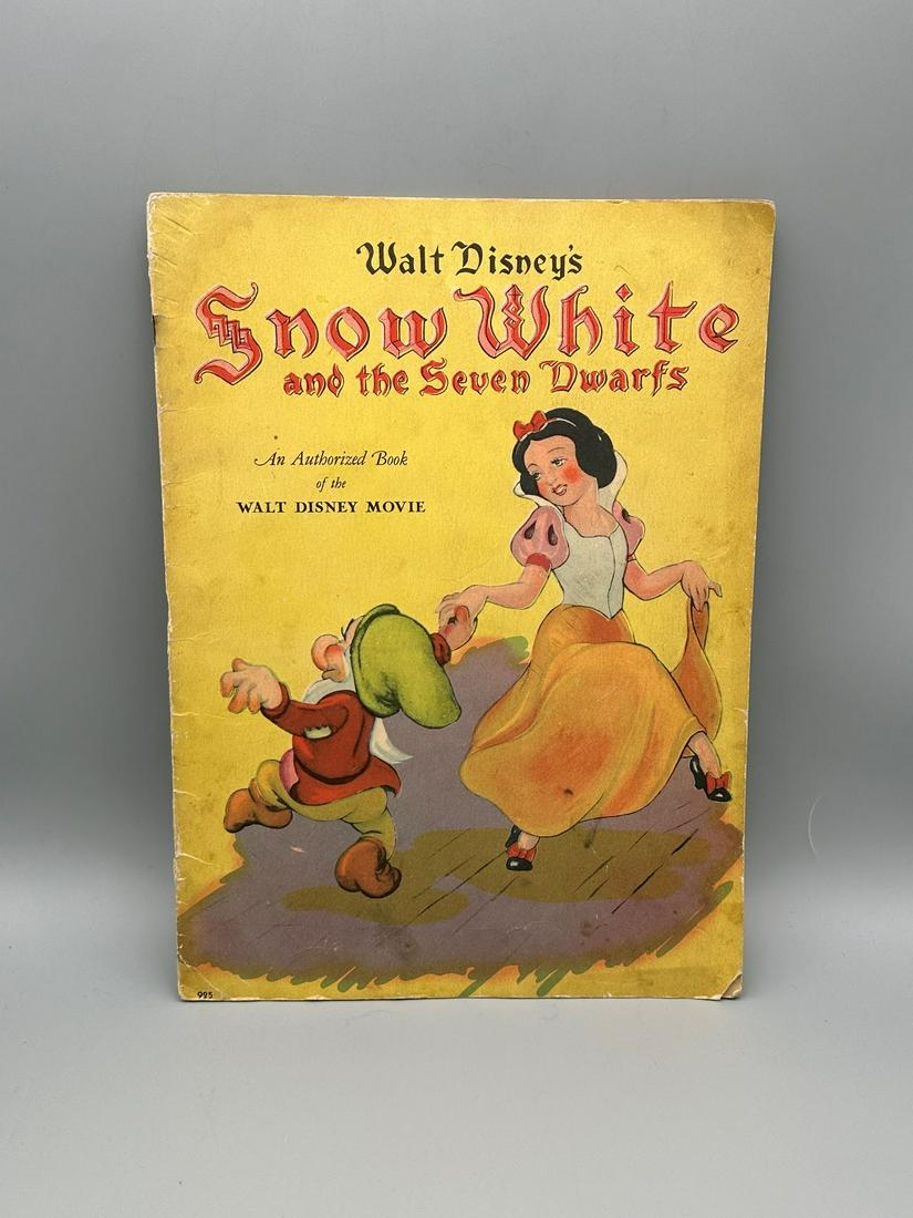 1938 Snow White and the Seven Dwarfs An Authorized Book of the Walt Disney Movie: 1938 Snow White and the Seven Dwarfs An Authorized Book of the Walt Disney Movie: Small tears on front and back cover. In very good condition for its age.