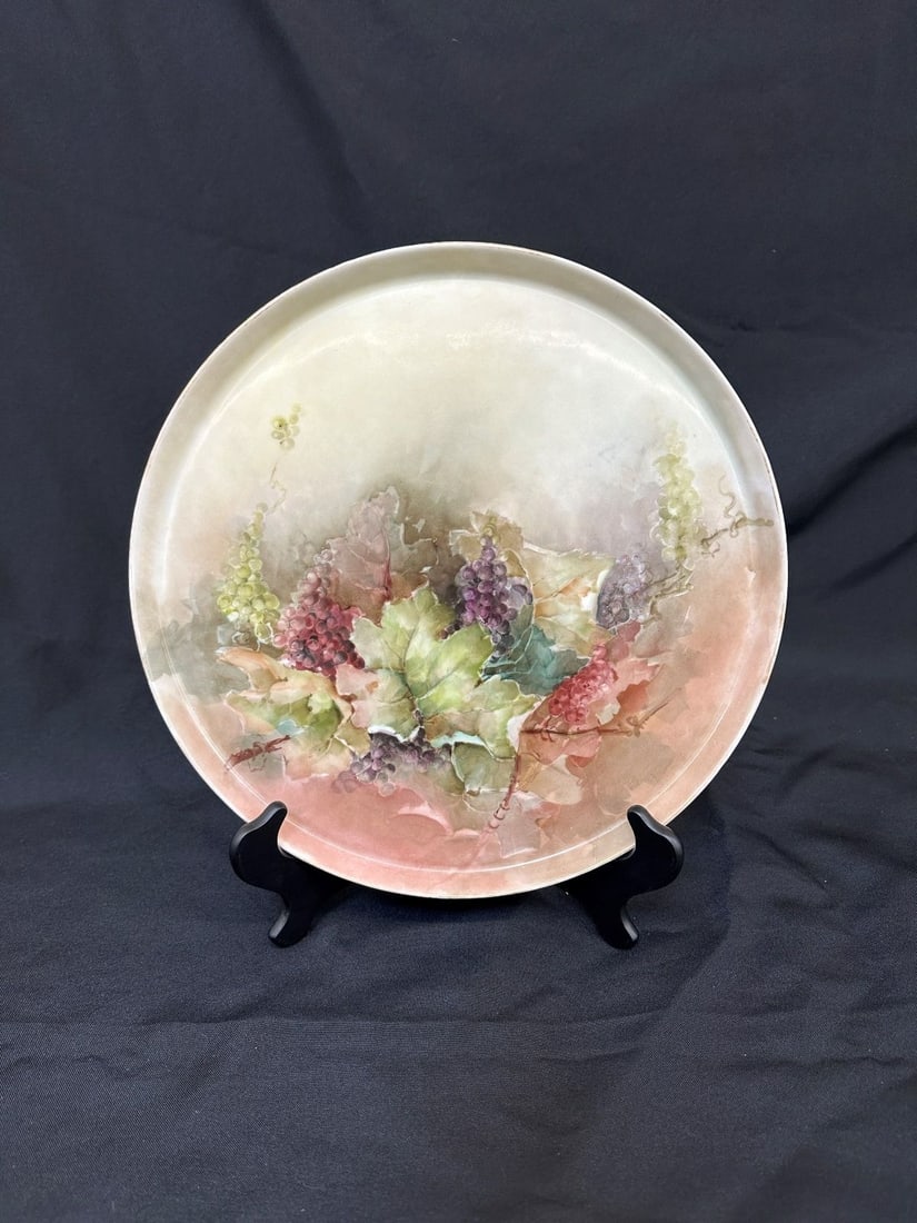 T & V Limoges Hand Painted Large Charger: T & V Limoges Hand Painted Large Charger: Measures 13.5" in diameter.