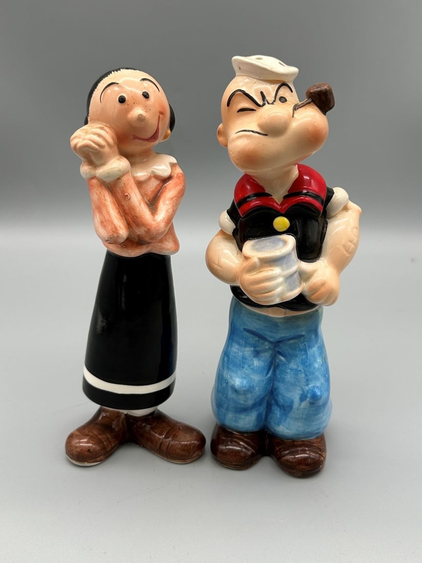Popeye and Olive Oyl Salt and Pepper Porcelain: Popeye and Olive Oyl Salt and Pepper Porcelain: Vandor Imports 7" tall.