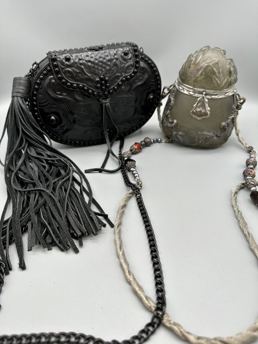 (2) Lucite Hard Case Figural Purses Maya, Edelman (1 of 6)