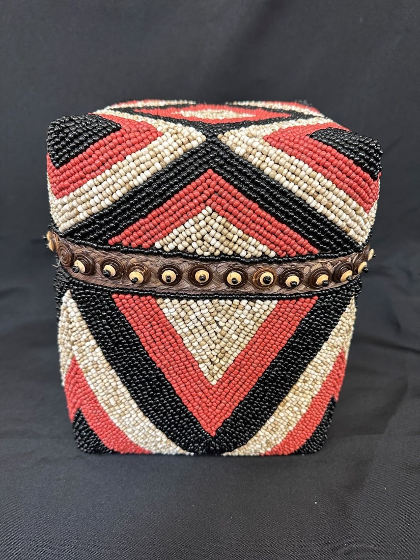 Aboriginal Australian Beaded Lidded Basket (1 of 3)