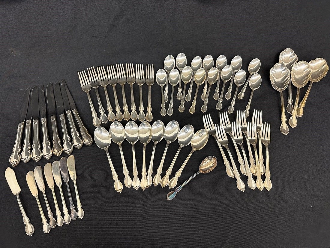 1947 Rogers Reflection Silver Plate Flatware (1 of 5)