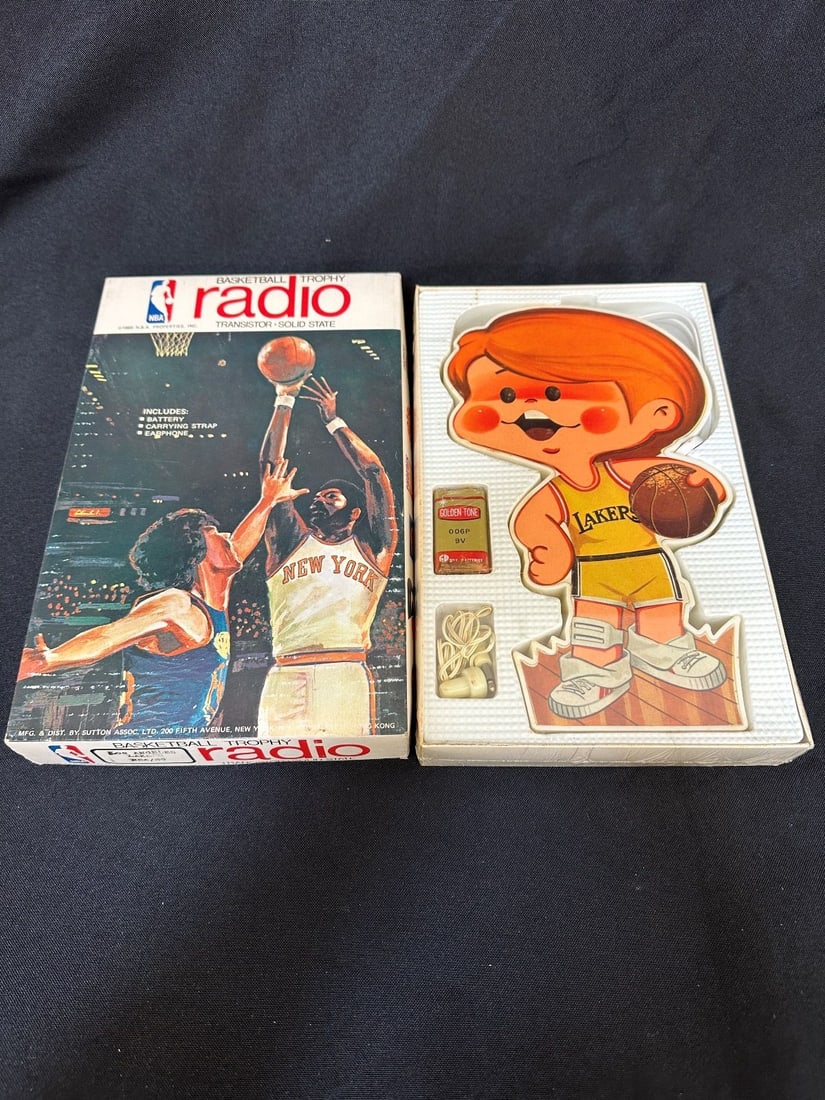 1969 Basketball Trophy Transistor Radio Los Angeles Lakers Never Opened (1 of 3)