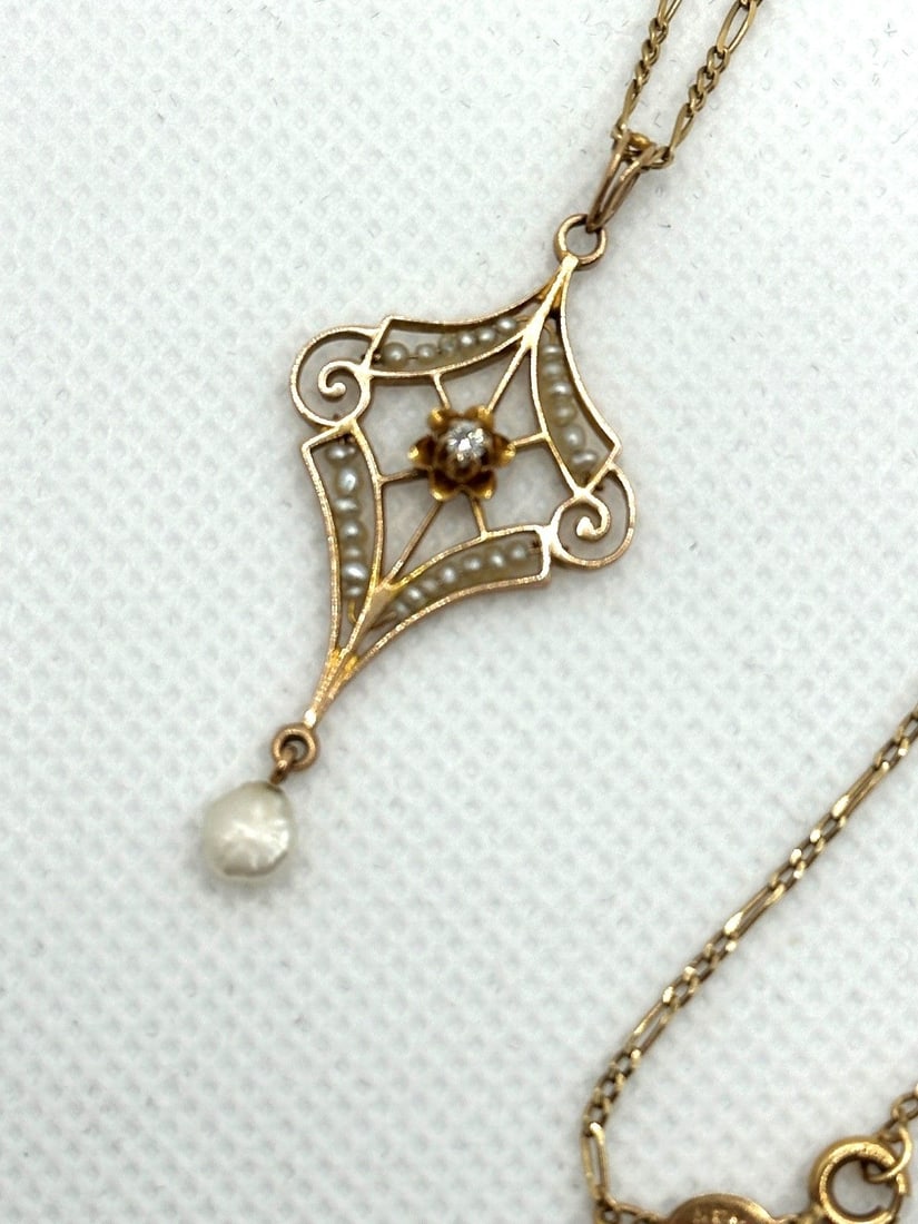 14k Yellow Gold Necklace with Victorian Seed Pearl Diamond Drop Dangle Pendant: 14k Yellow Gold Necklace with Victorian Seed Pearl Diamond Drop Dangle Pendant: Chain measures 22" long. Weight is 4.3 grams.