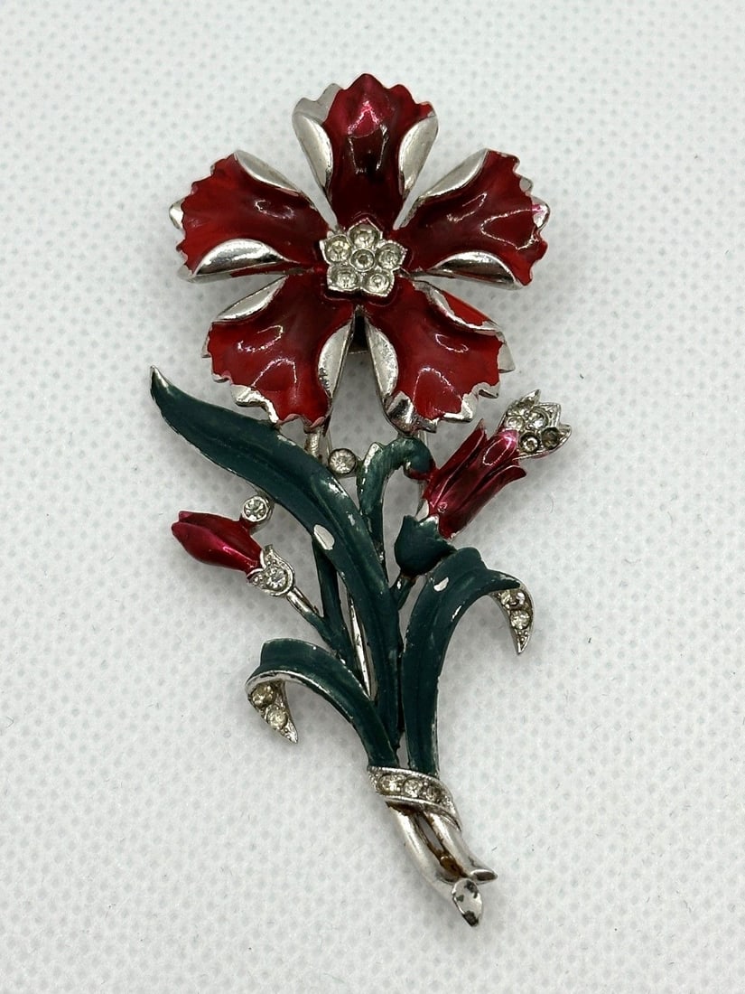 Crown Trifari Alfred Philippe Red Enamel Flower Signet Fur Clip: Crown Trifari Alfred Philippe Red Enamel Flower Signet Fur Clip: