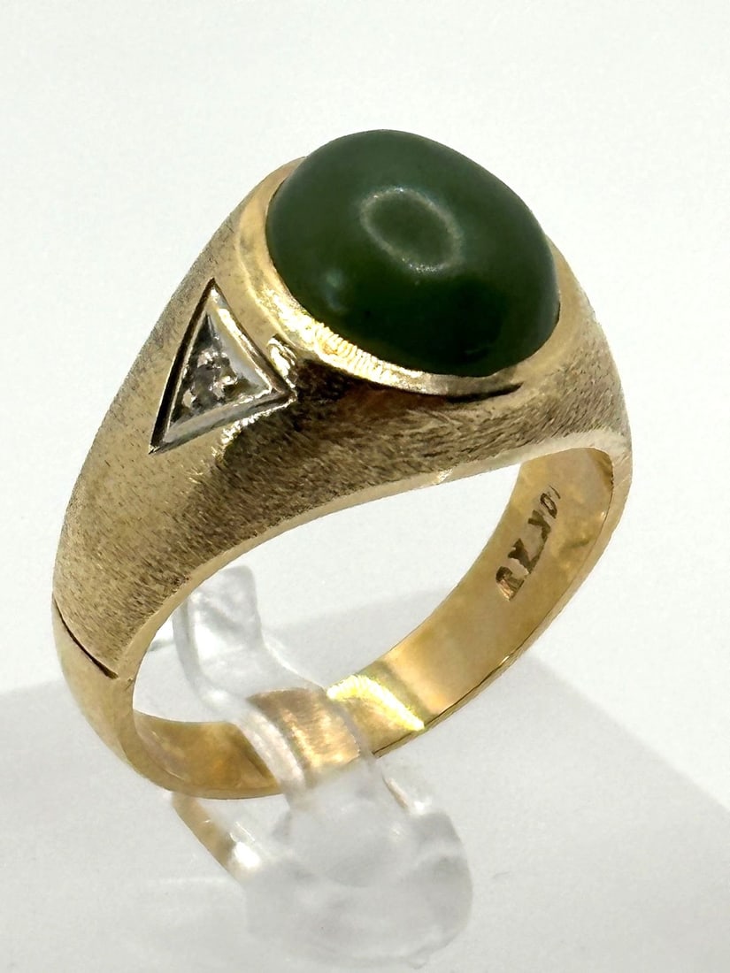 10k Yellow Gold Jade and Diamond Cabochon Ring (1 of 3)