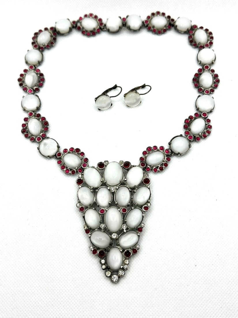 1920's Hattie Carnegie Moonstone Cabochon Statement Bib Necklace and Matching Earrings. (1 of 7)