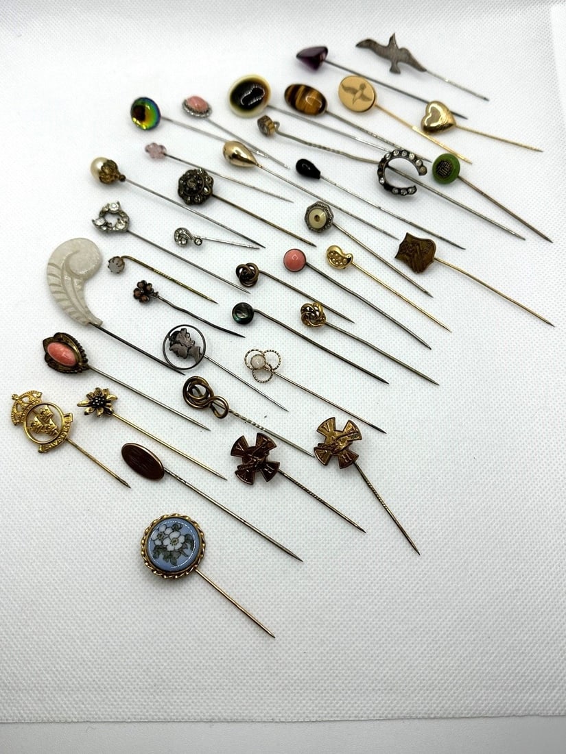 (38) Vintage Stick Pins: Victorian, Sterling, Gold Filled: (38) Vintage Stick Pins: Victorian, Sterling, Gold Filled: All different sizes, stones, etched, and more.