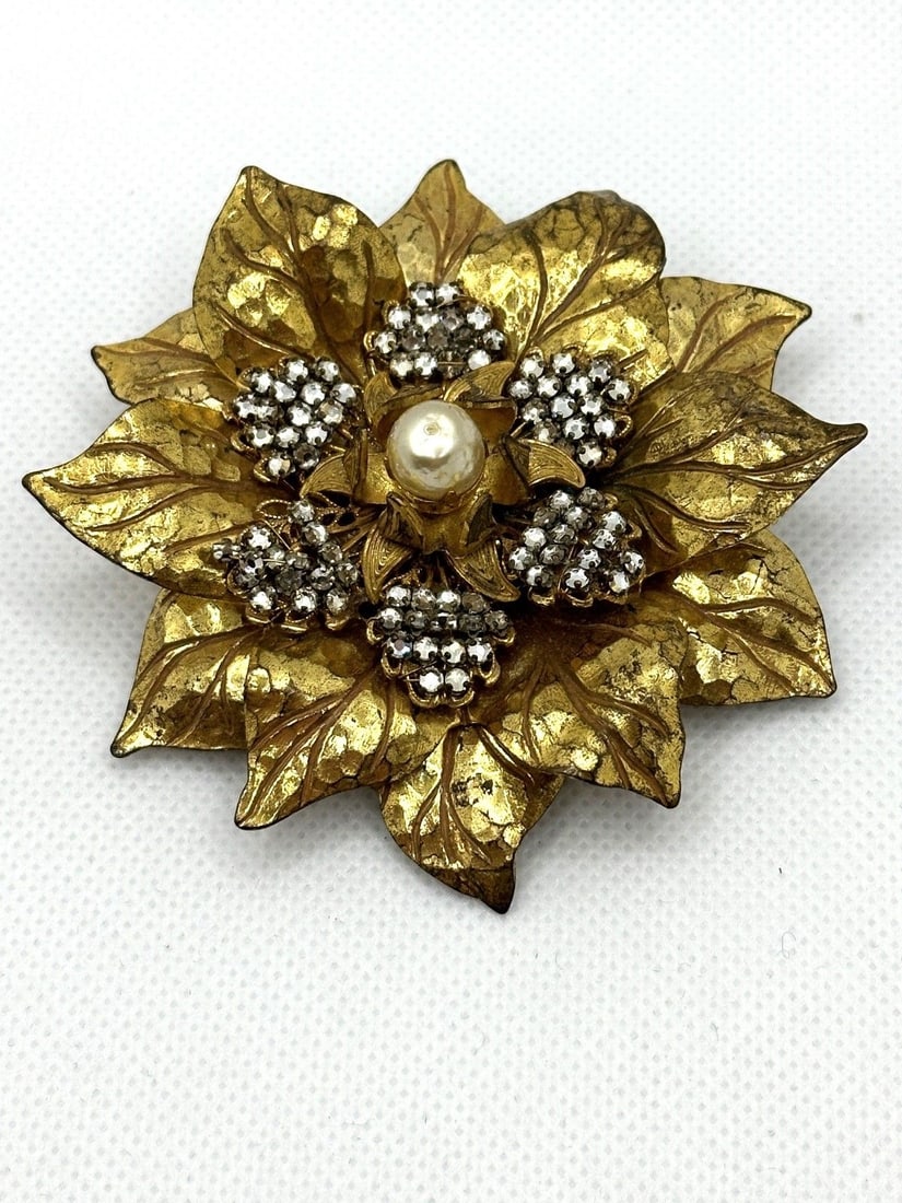 Miriam Haskell Large Floral Brooch (1 of 4)