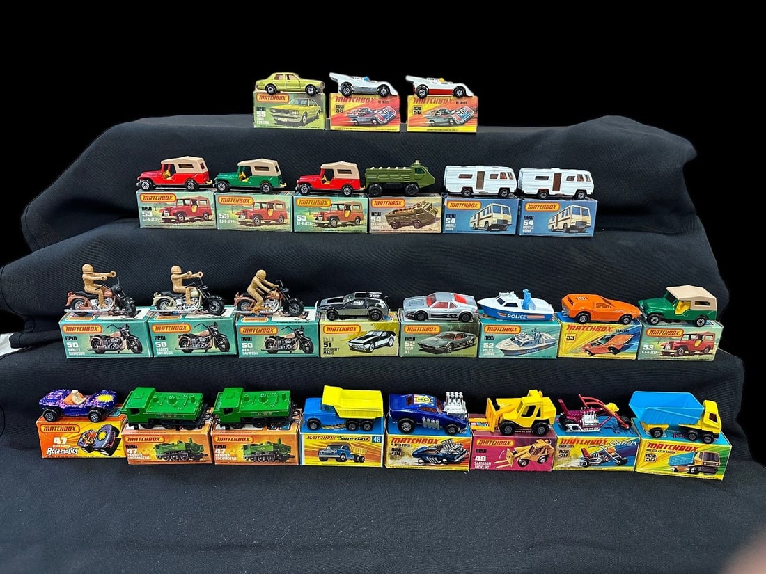 (25) Matchbox Superfast/75 Cars in Original Boxes (1 of 14)