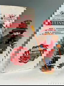 2001 Steinbach The Royal Guardsman Nutcracker