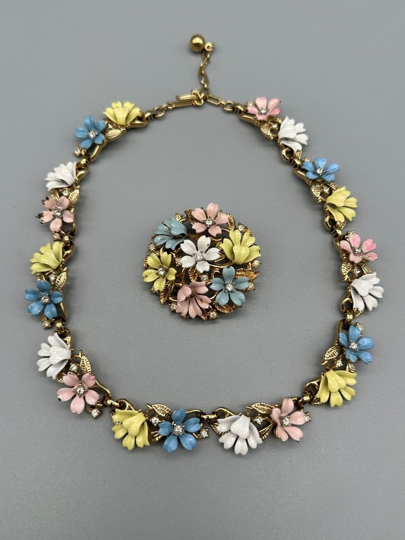 Crown Trifari Enameled Flower Choker and Brooch: Crown Trifari Enameled Flower Choker and Brooch: 13" necklace, 1.75" brooch.