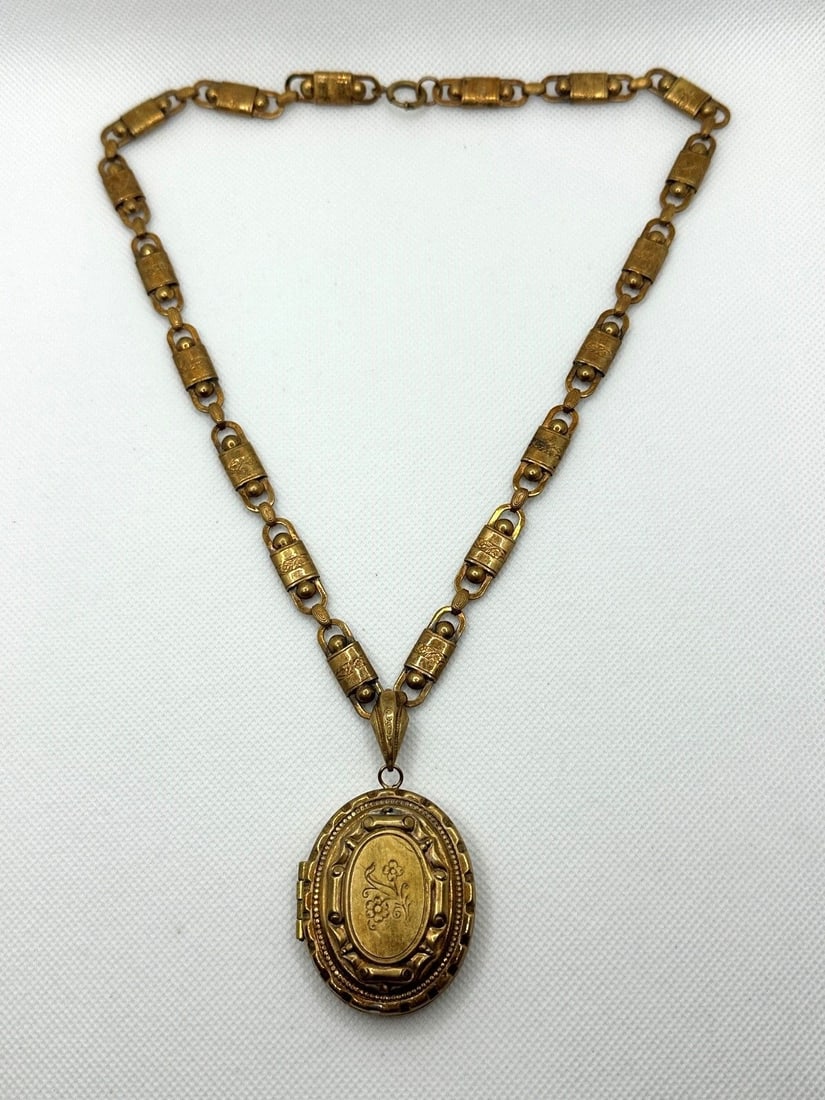 Large Victorian Gold Filled Locket Necklace With Fancy Chain (1 of 6)