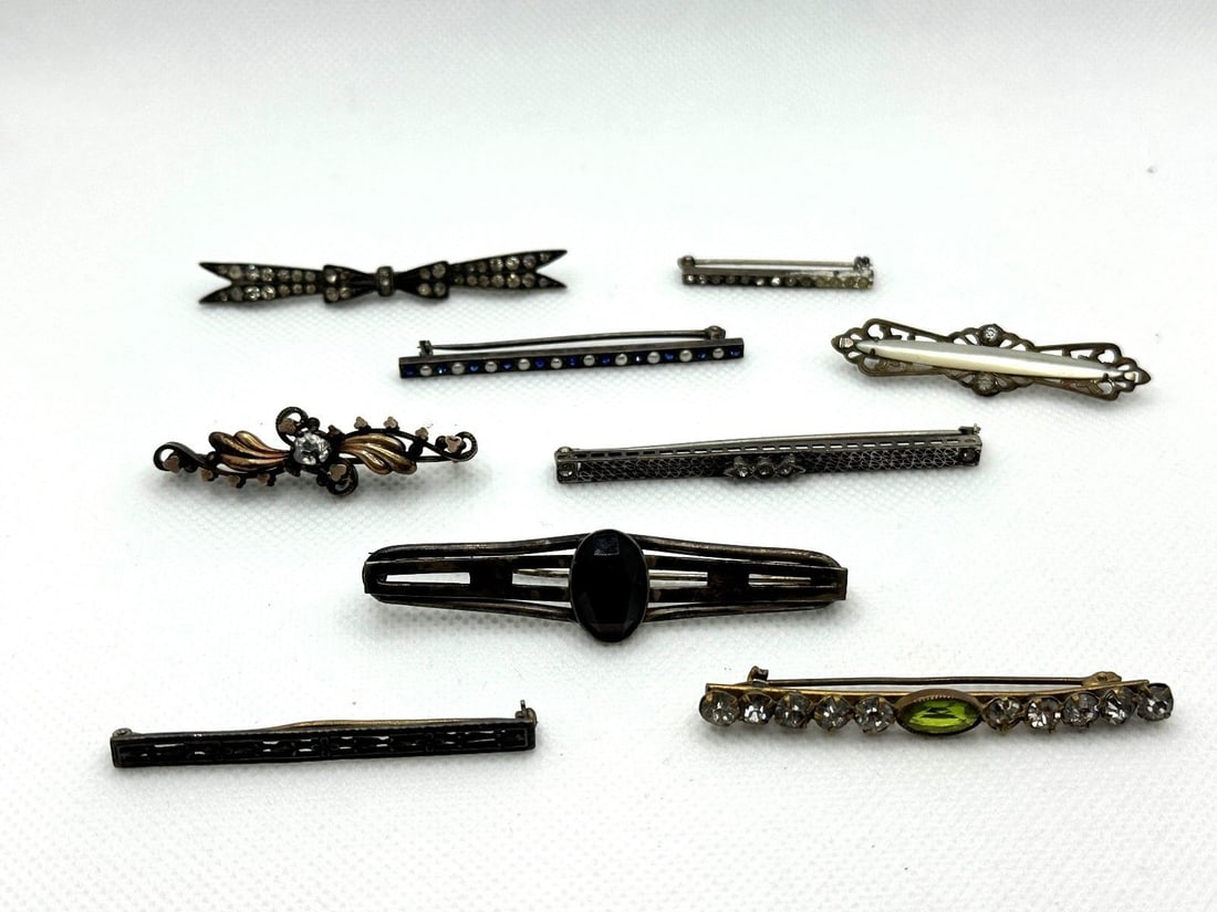 (9) Gold Filled and Sterling Metal Bar Brooches: (9) Gold Filled and Sterling Metal Bar Brooches: Longest is 2.75".