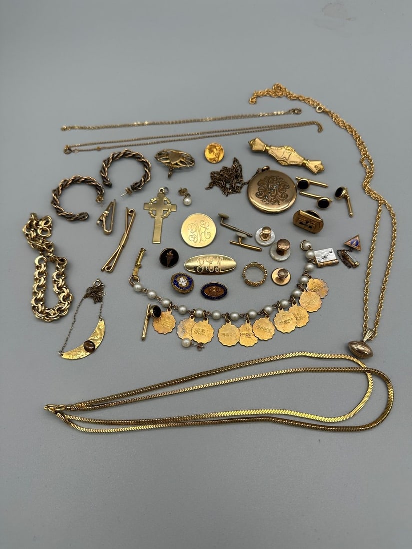 Group of Gold Filled Jewelry (1 of 7)