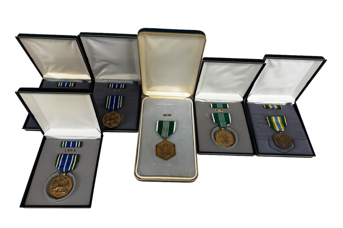 (6) Military Medals in Original Government Packaging (1 of 7)