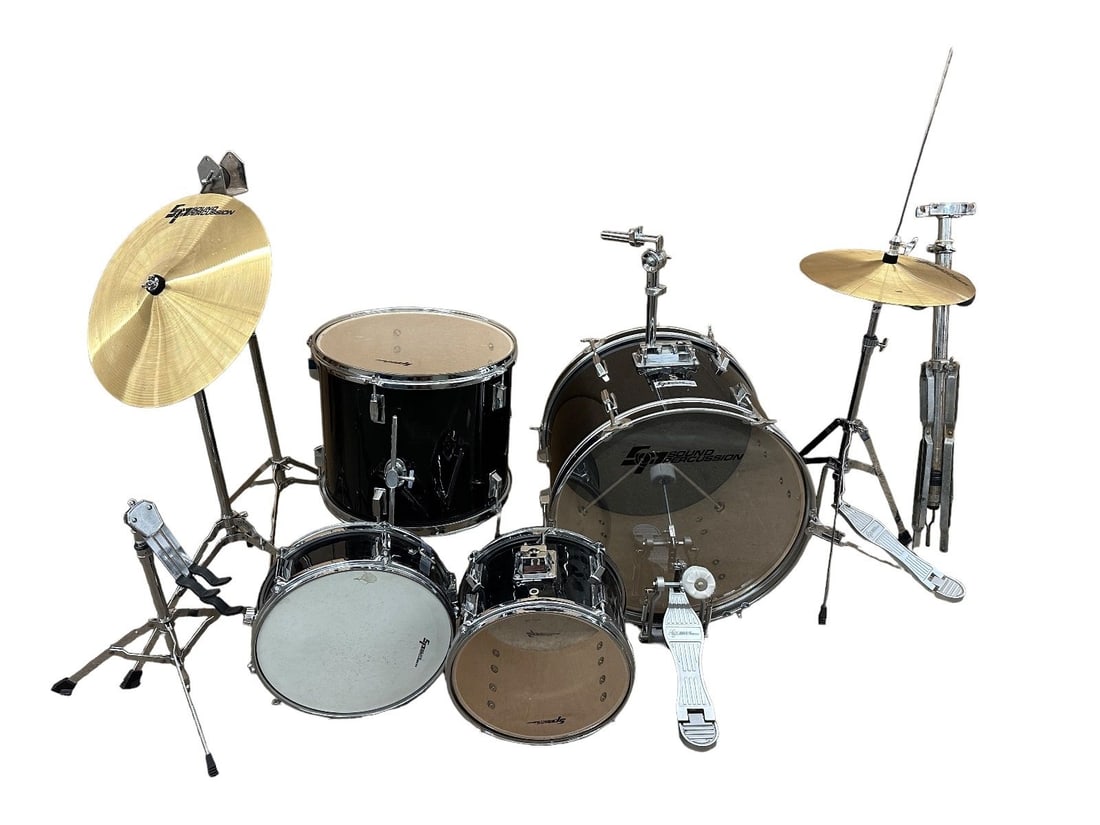Sound Percussion Drum Set Black Onyx: Sound Percussion Drum Set Black Onyx: With cymbal on stand 16", pedal cymbal on stand 13", bass drum with pedal, floor tom, snare drum, tom drum, 3 other stands.