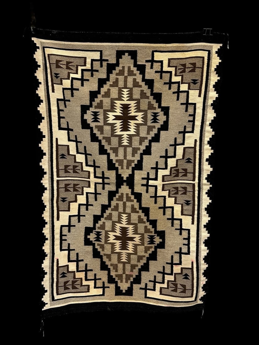 Navajo Two Grey Hills Rug (1 of 5)