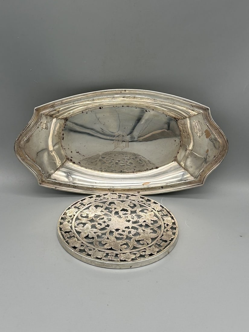 Webster Sterling Silver Overlay Glass Trivet, Relish Tray: Webster Sterling Silver Overlay Glass Trivet, Relish Tray: Tray weight is 160 grams.