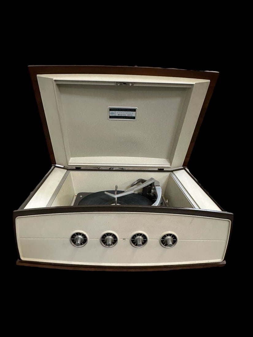 Columbia Stereo 360 Record Player (1 of 8)