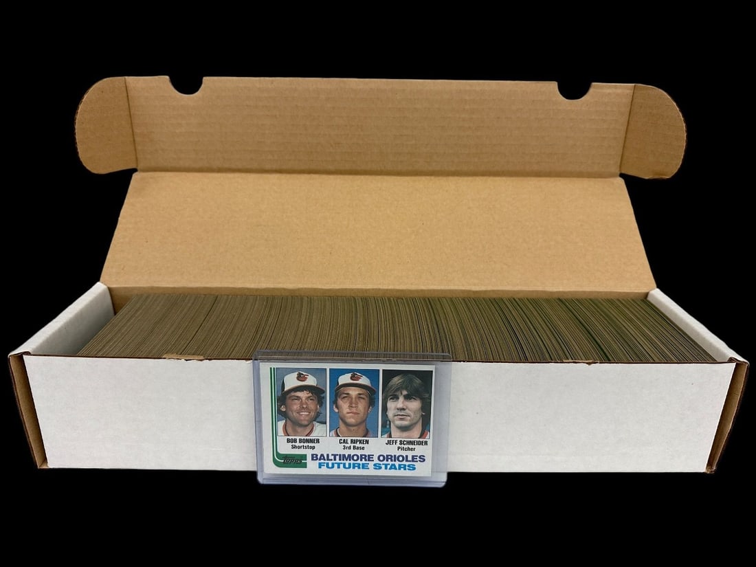 1982 Topps Baseball Card Complete Set Cal Ripken Rookie (1 of 2)