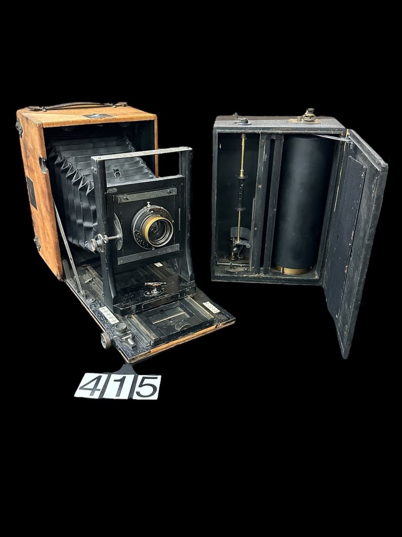 No. 10 Cirkut Camera (Panoramic) Complete Kit With Tripod: No. 10 Cirkut Camera (Panoramic) Complete Kit With Tripod: Years ago, after buyiing this fascinating camera, I had it examined and tuned up by the world's best Cirkut camera specialist, Jim Lipari, of