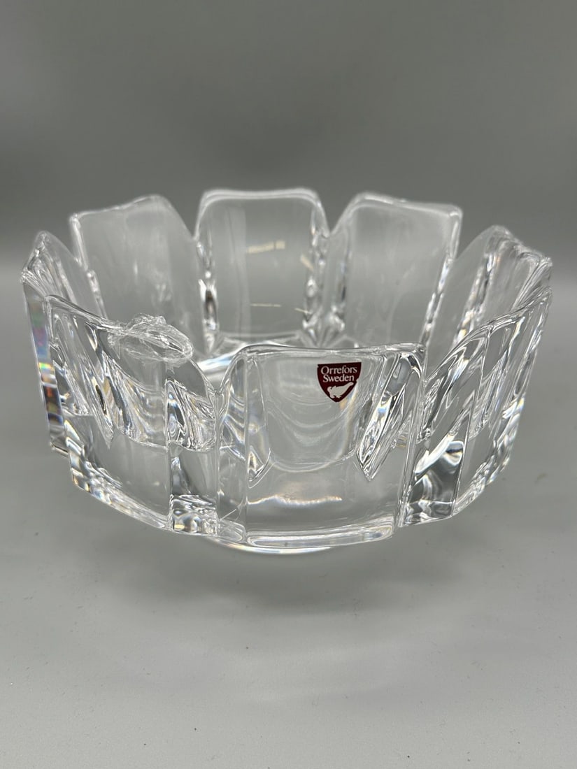 Orrefors Crystal Bowl: Orrefors Crystal Bowl: 4" tall, 7.5" in diameter.