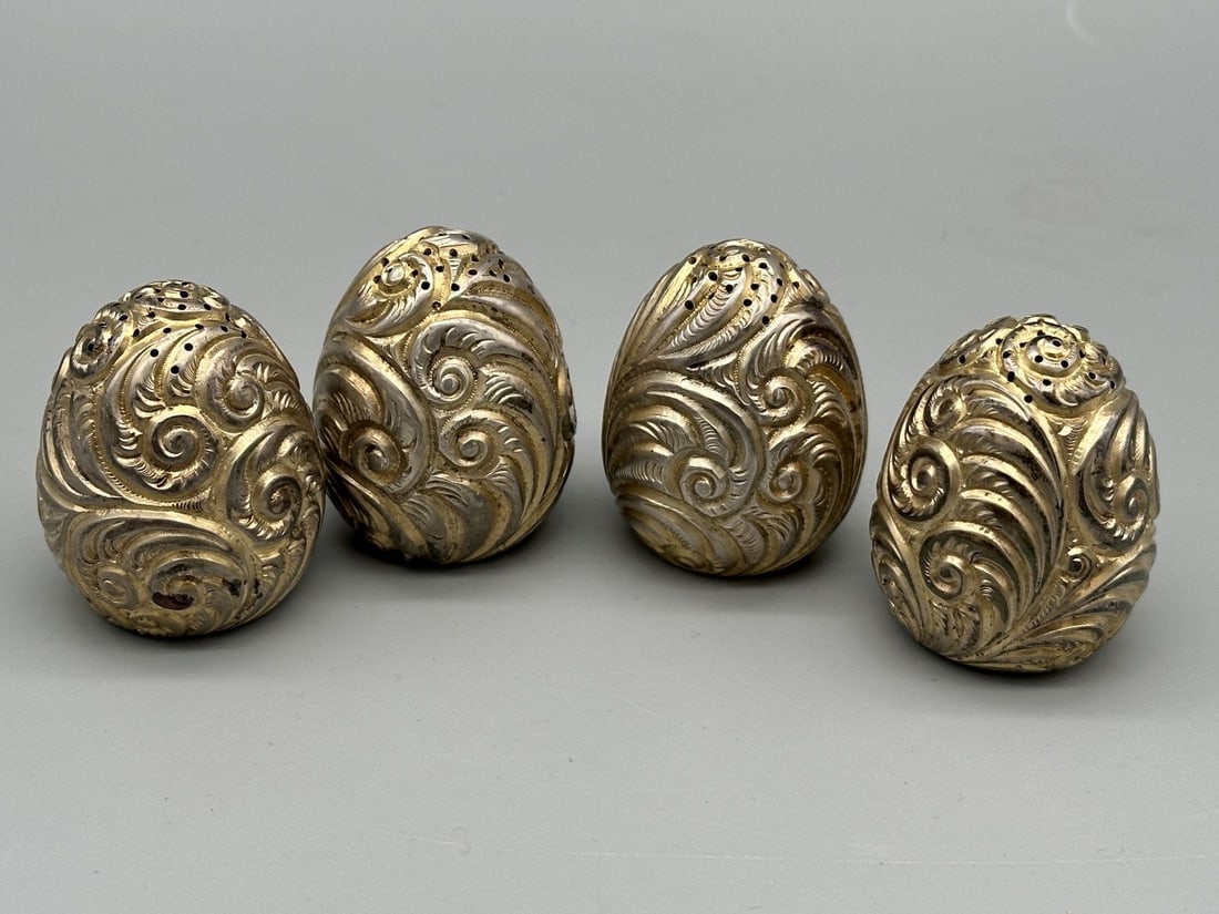 (4) Sterling Silver Gold Wash Egg Shaped Salt and Pepper Shakers S. Cottle and Co.: (4) Sterling Silver Gold Wash Egg Shaped Salt and Pepper Shakers S. Cottle and Co.: Total weight is 128 grams. Measure 2" tall. By S. Cottle and Co. 1877-1920.