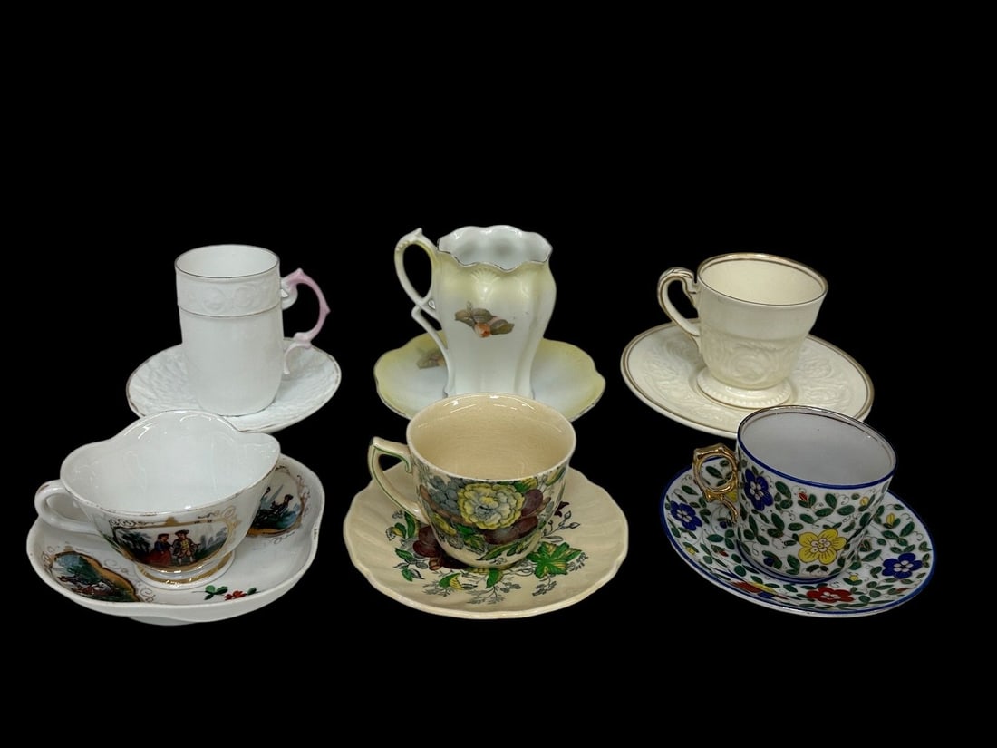 (6) Tea Cups and Saucers; Wedgwood, Royal Doulton, Prussia: (6) Tea Cups and Saucers; Wedgwood, Royal Doulton, Prussia