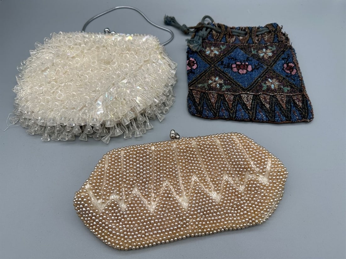 (3) Ladies Beaded Handbags (1 of 4)