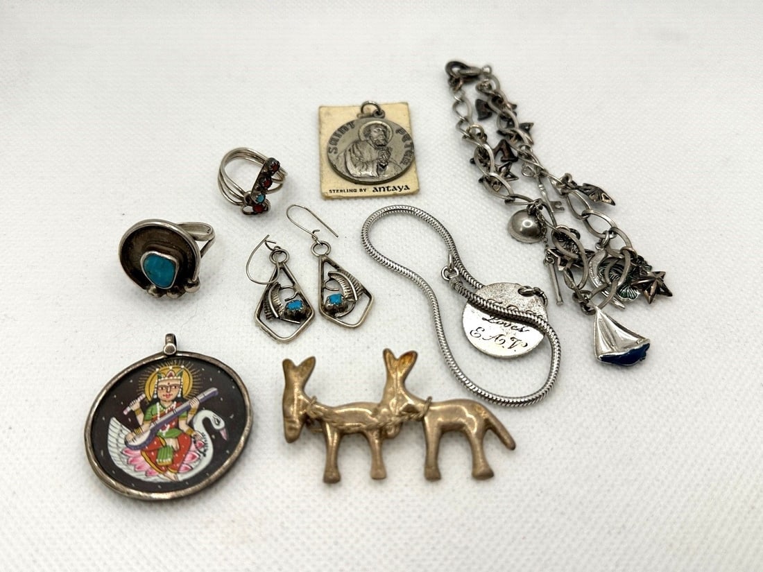 Group of Miscellaneous Sterling Silver Jewelry (1 of 3)