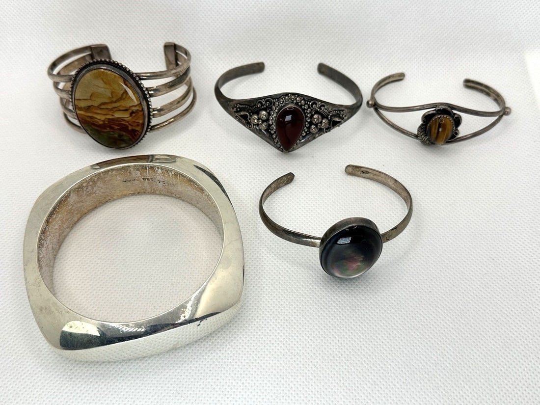 (5) Sterling Silver Bangle Bracelets (1 of 4)