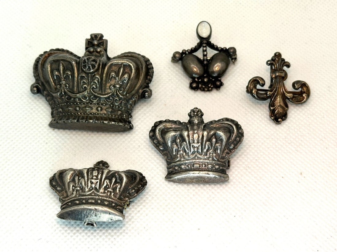 (5) Sterling Silver Crown Brooches (1 of 3)