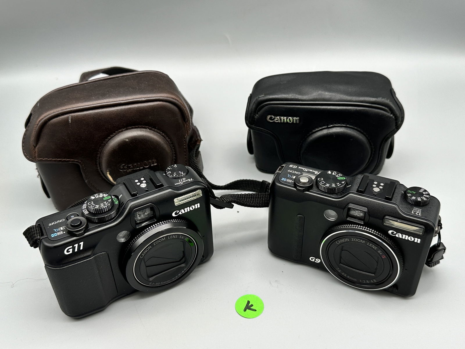 (K) (2) Canon Powershot 35mm Digital Cameras (1 of 10)