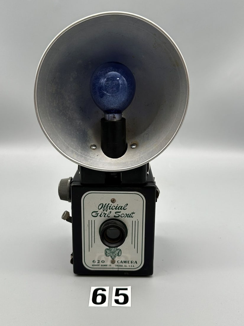 Official Girl Scout 620 Camera With Flash Attachment (1 of 8)