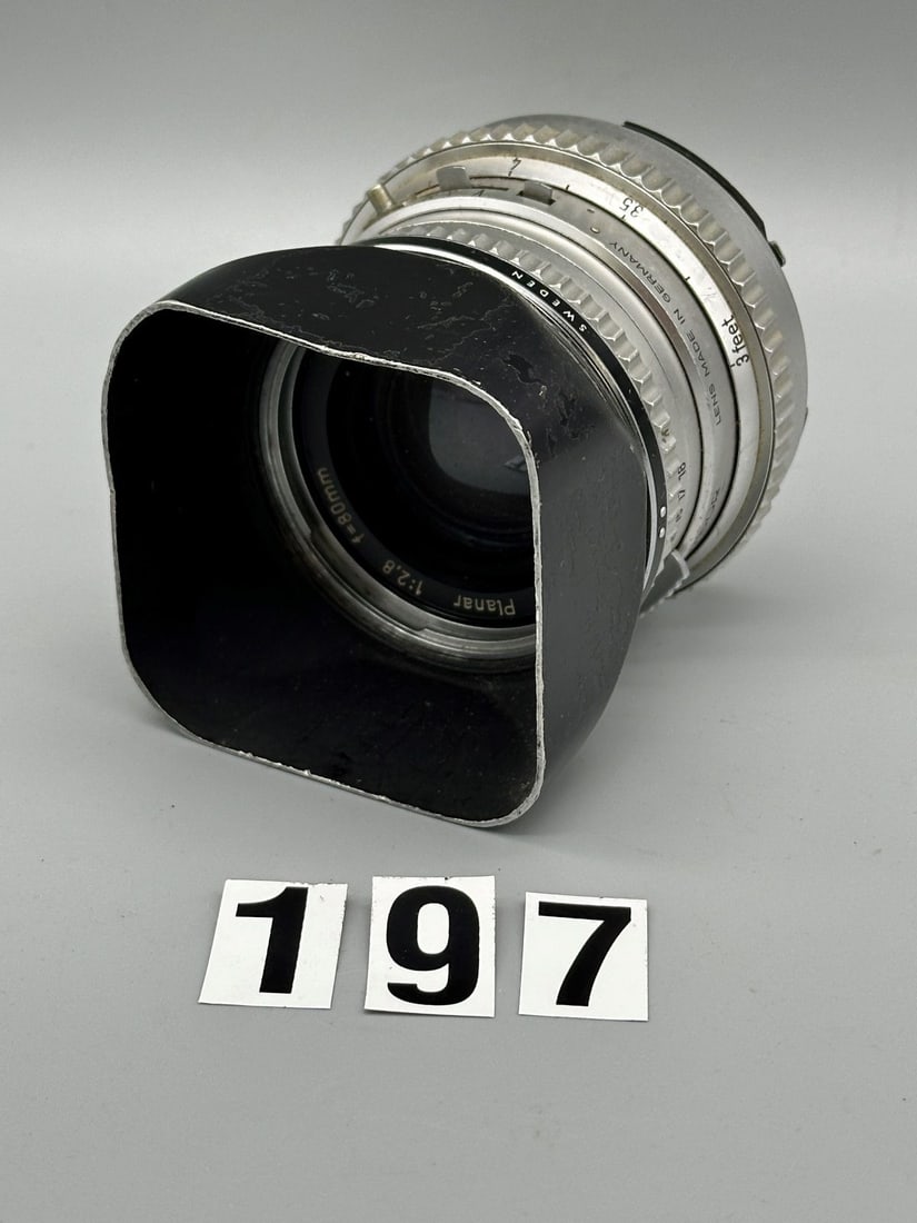 Hasselblad Carl Zeiss Planer 80mm f 2.8 Lens Nr #3512814 (1 of 6)