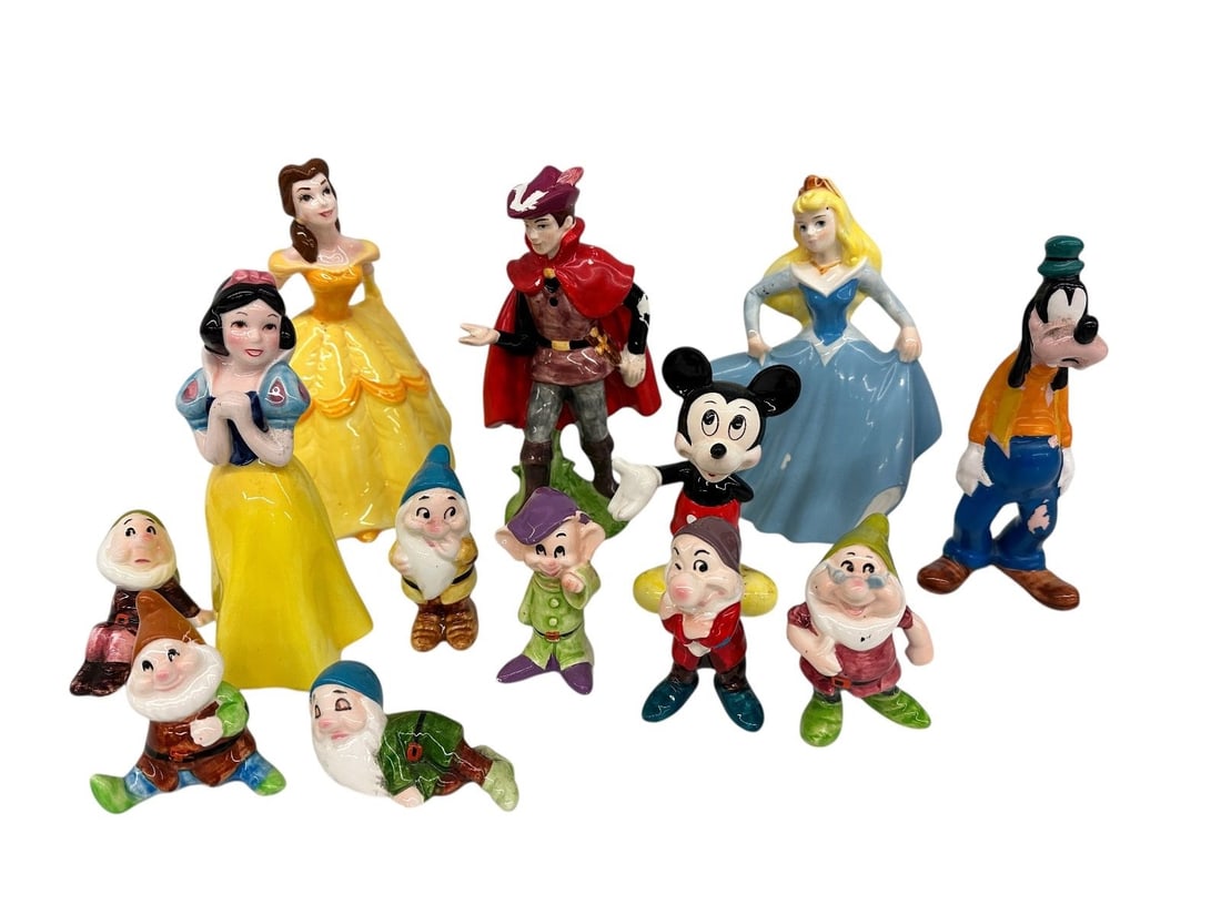 (13) Walt Disney Porcelain Figurines (1 of 4)