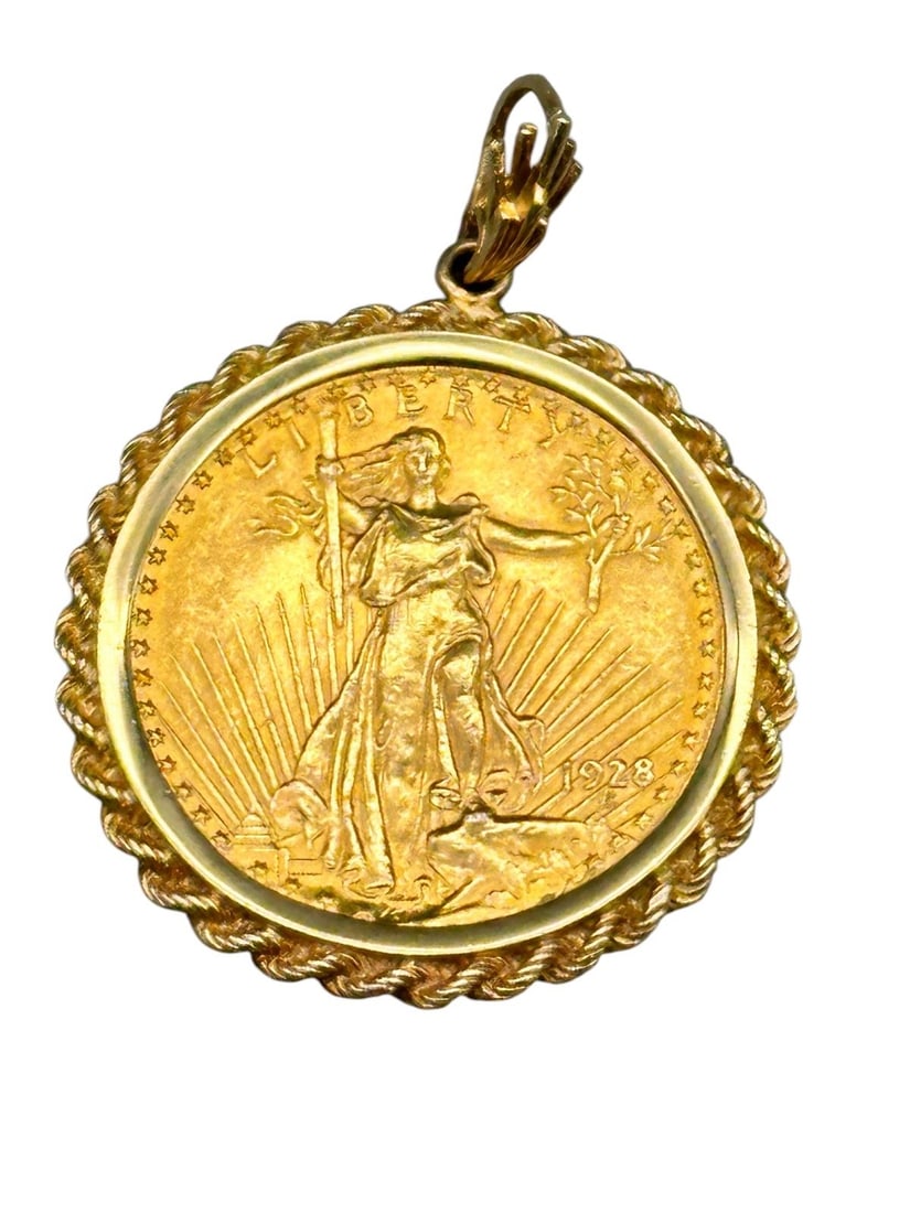 1928 Twenty Dollar Saint-Gaudens Gold Coin Pendant in 14k Gold (1 of 4)