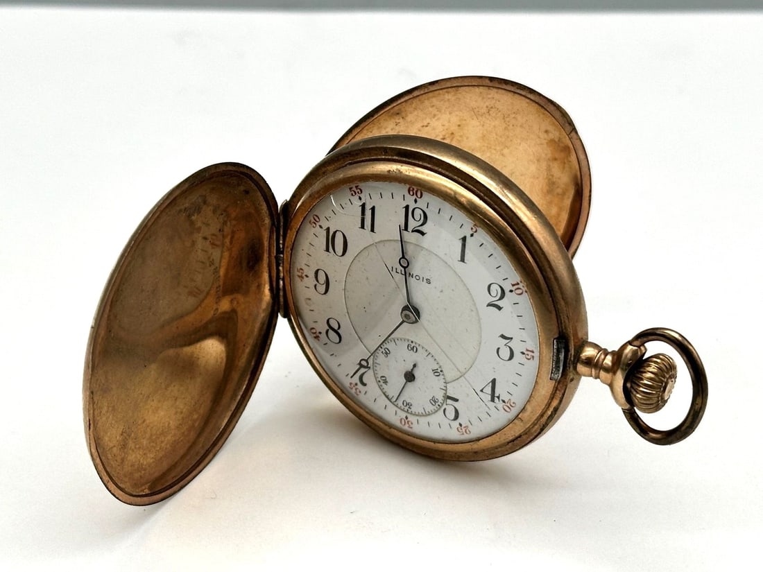 Illinois Gold Filled 17 Jewel Pocket Watch: Illinois Gold Filled 17 Jewel Pocket Watch: Windsor 20 year case. Movement number 2479268.