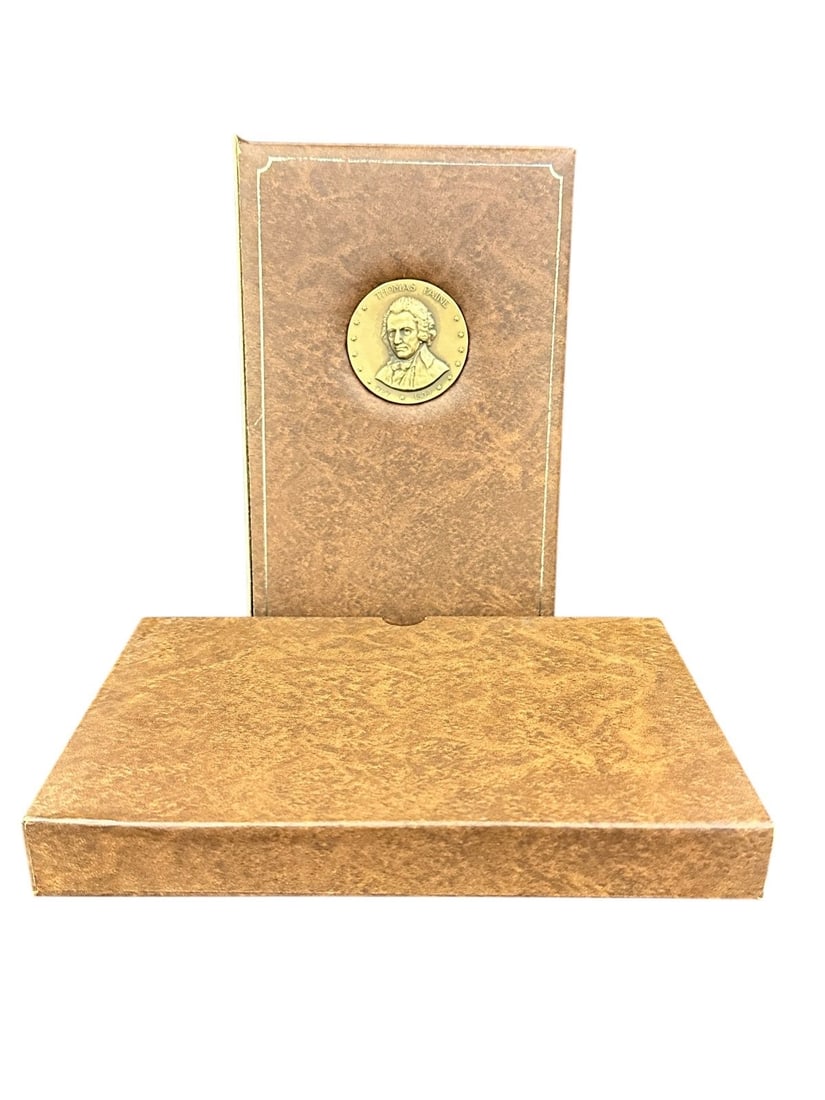 Thomas Paine "Common Sense" Library Medal Book With Slip Case: Thomas Paine "Common Sense" Library Medal Book With Slip Case: Numbered 623/2500. Cover is off.