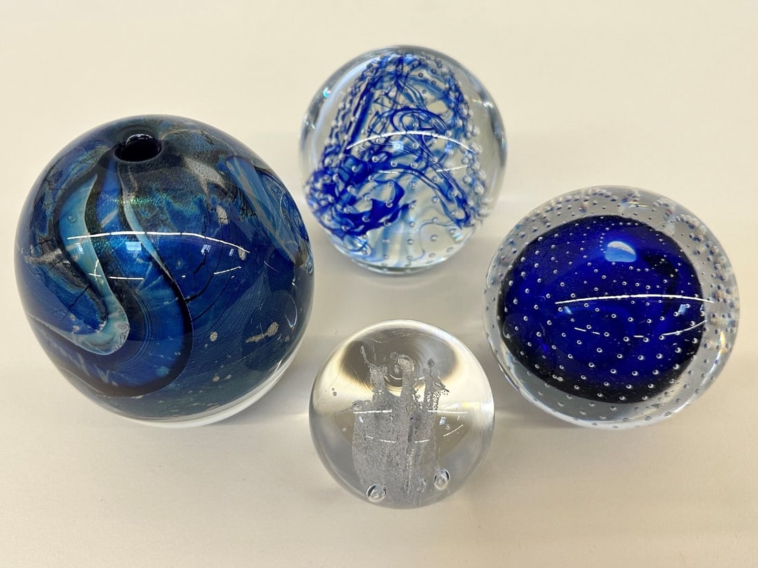 (4) Paperweights; Eikholt, J. Gentile, Lindstrand, Jablonski (1 of 5)