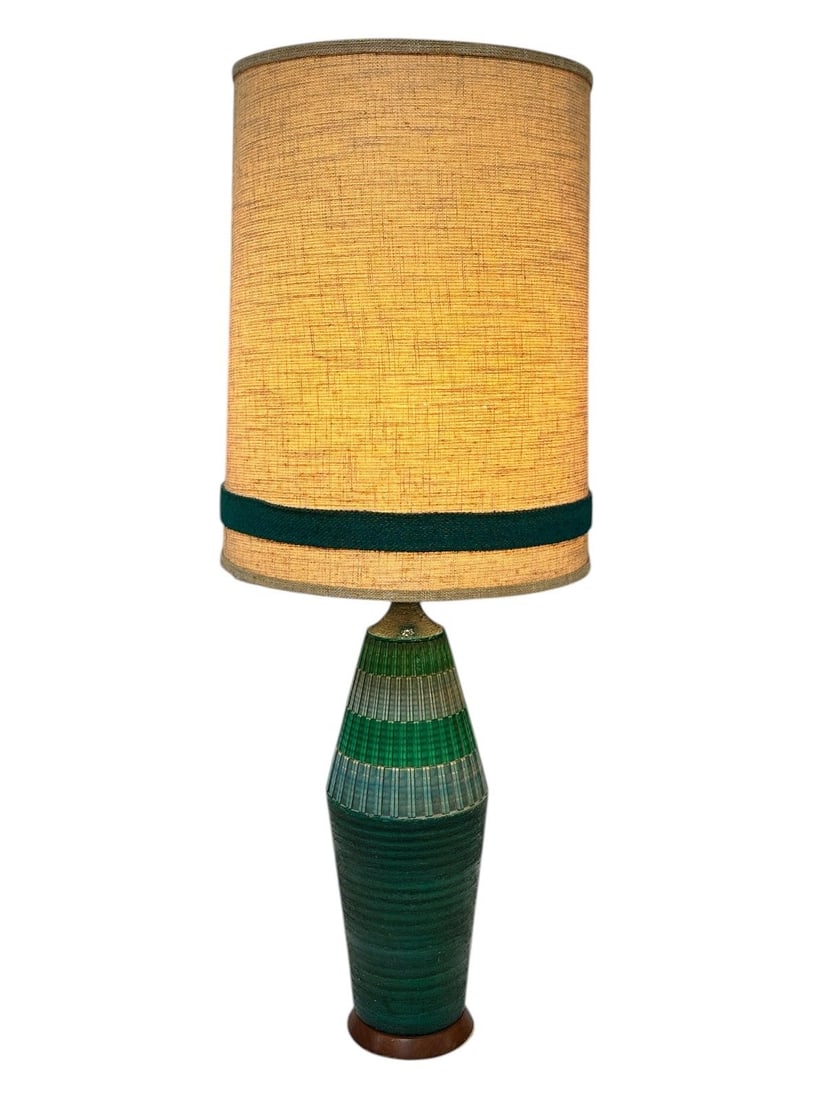 Mid Century Modern Creative Corp MCM XIV Brutalist Lamp With Original Shade: Mid Century Modern Creative Corp MCM XIV Brutalist Lamp With Original Shade: 42" tall, base is 35" with finial. In green, shade does have some issues on the inside.