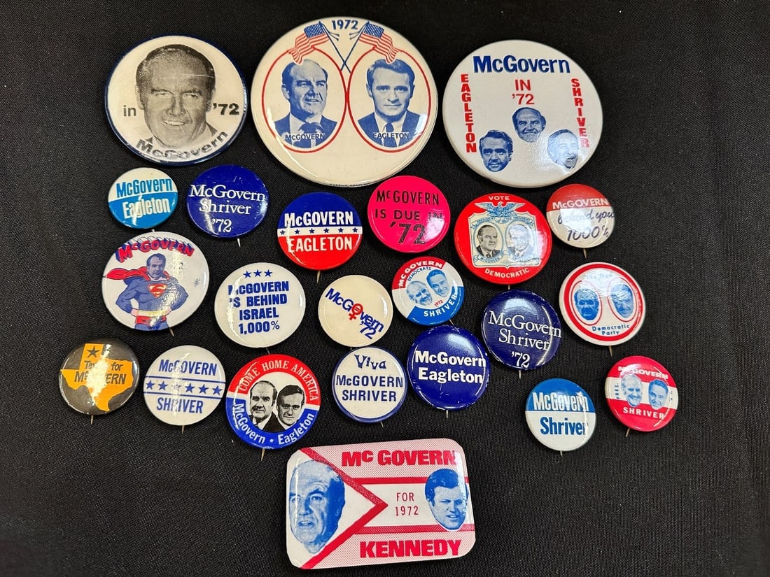 (23) McGovern Political Campaign Buttons (1 of 5)