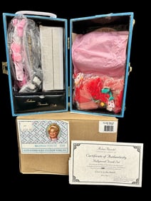 Madame Alexander Hollywood Trunk Set NIB