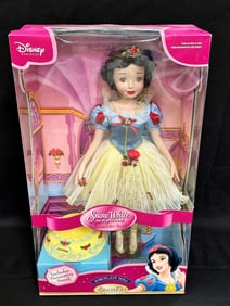 Snow White Brass Key Keepsakes Porcelain Doll in OB